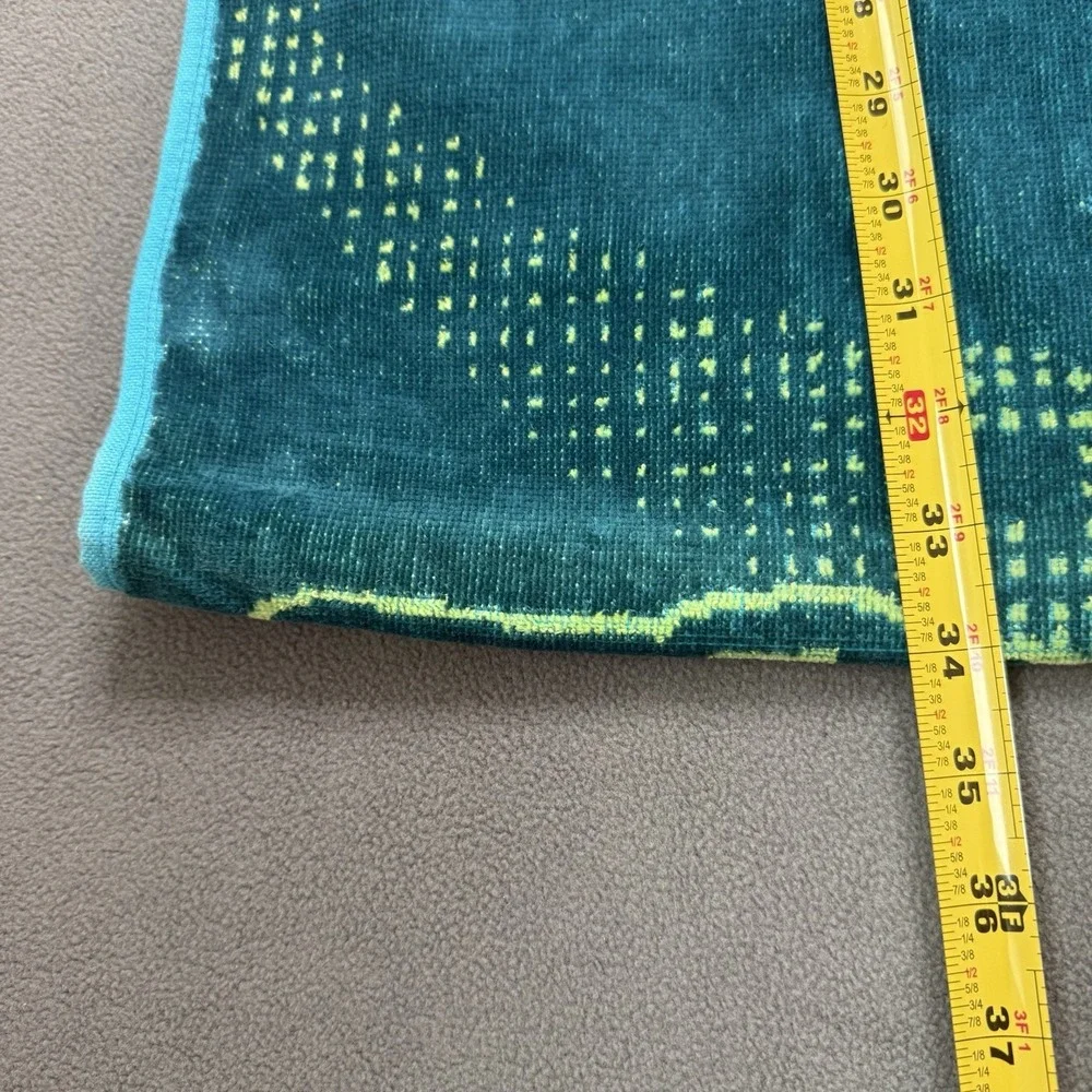 Busch Gardens Williamsburg Beach‎ Towel Blue Green 68